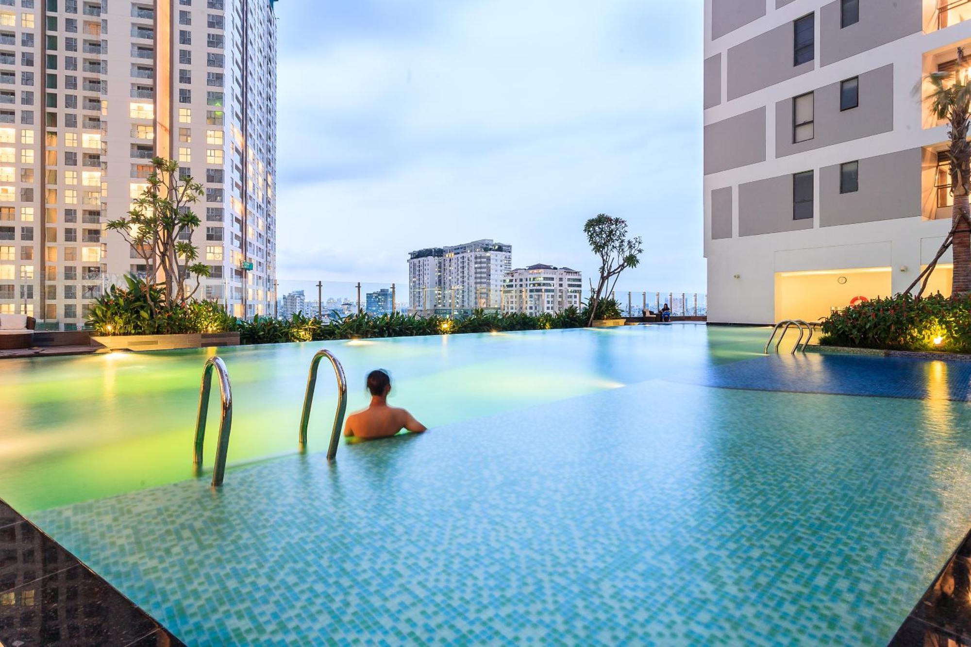 2Brs City View In The Heart Of Saigon - Free Infinity Pool โฮจิมินห์ซิตี้ ภายนอก รูปภาพ